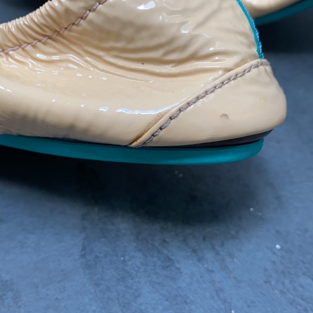 ✨Tieks Biscotti Patent Sz 7✨ - Picture 11 of 12